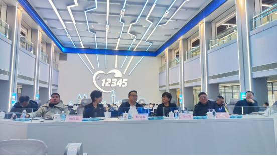 法库县:县长程廷霜参加沈阳市“领导干部政务热线接听日”活动12.3358.png